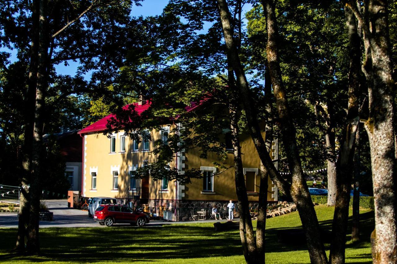 Hotel Benevilla Alūksne Exterior foto